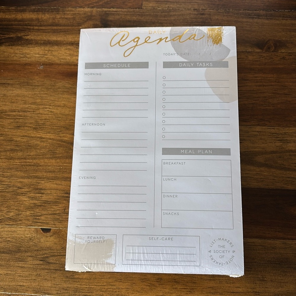 🗒️ Watercolor Daily Agenda notepad by elum - get organized in 2026!